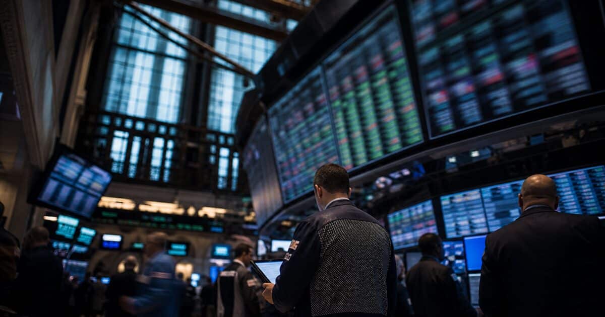 Bitwise HYPE ETF Pulls $25.5M in 48 Hours as Hyperliquid Grabs 44% of All Blockchain Fees