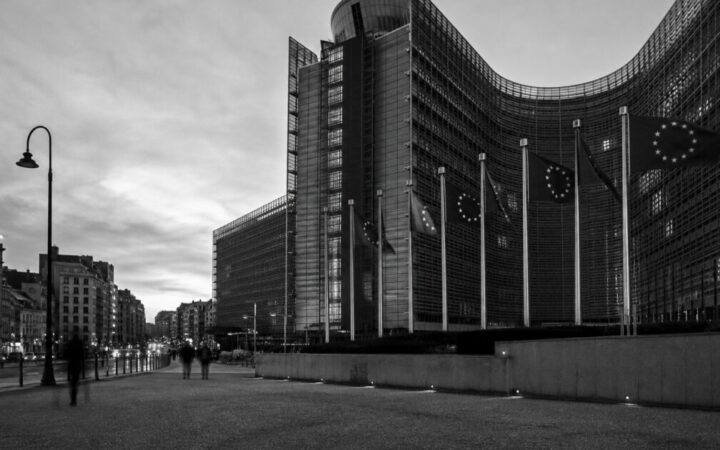 European Commission Opens MiCA Review Targeting Stablecoins, DeFi, and Staking Rules