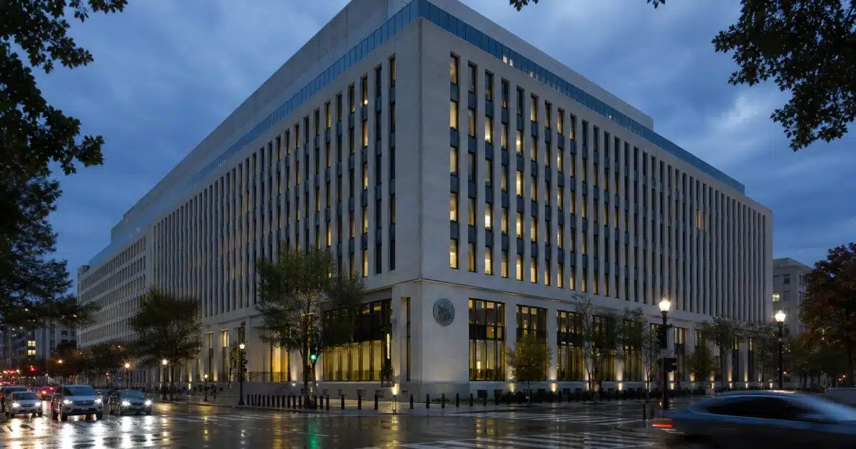 Kalshi Sues Minnesota While CFTC Takes Rhode Island to Court Over Prediction Markets