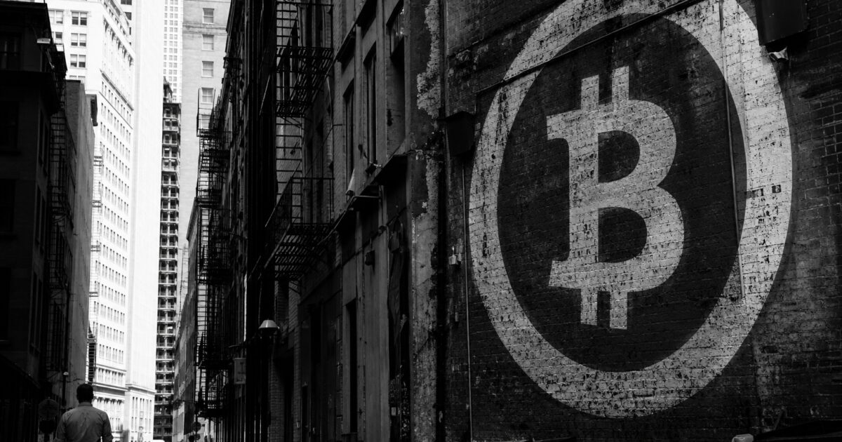Macro Pressures Test Crypto Resilience With Bitcoin Holding Steady