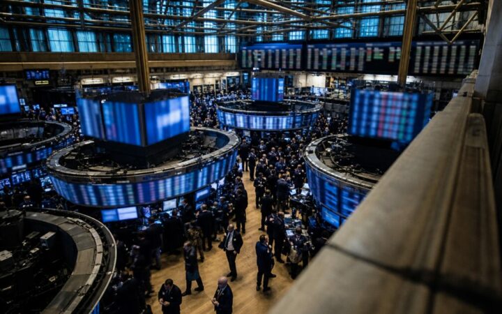 Santiment Sees Bullish Setup in Spot Bitcoin ETF Outflow Surge