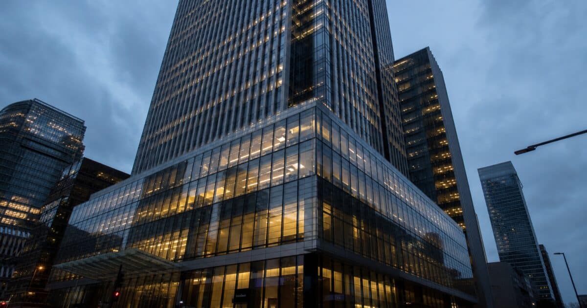 Strategy Burns $1.38 Billion Reserve on Bond Buyback, Leaving Just Six Months of Dividend Cover