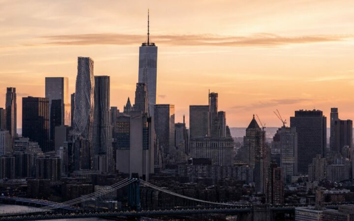 Anthropic Backs NSA Cyber Ops While Urging Global AI Pause