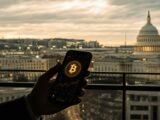 Banks and Advisors Quietly Buy Bitcoin ETFs as Pro Investors Dump in Q1 2026