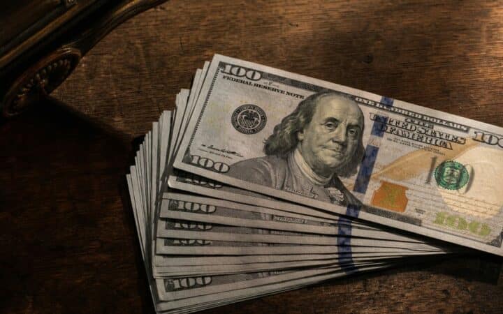 BIS Flags Stablecoins as a Threat to 4 Trillion Dollars in Global Finance Stability