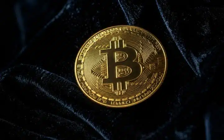 Bitcoin, Dogecoin, XRP, and Shiba Inu Stall as Weak Volume Fails to Break Key Resistance