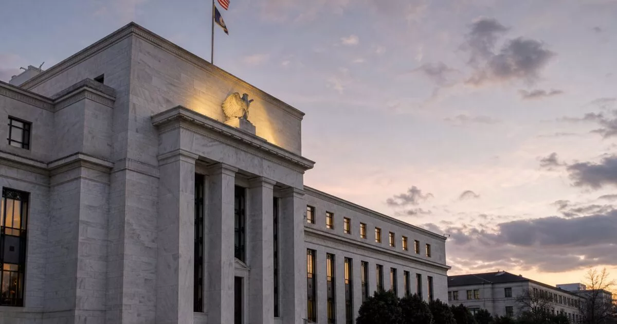 Canadian Dollar Hits 14-Month Low as Fed Rate Bets Crush the Loonie