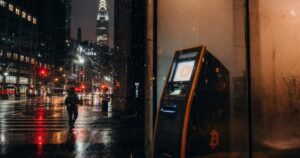 Crypto Community Debates Bitcoin Stability This Weekend