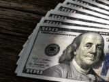 Dollar Climbs as U.S.-Iran Standoff Rattles Currency Markets Worldwide