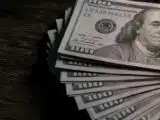 Dollar Slides Toward Weekly Loss as Iran Talks Cool Safe-Haven Demand