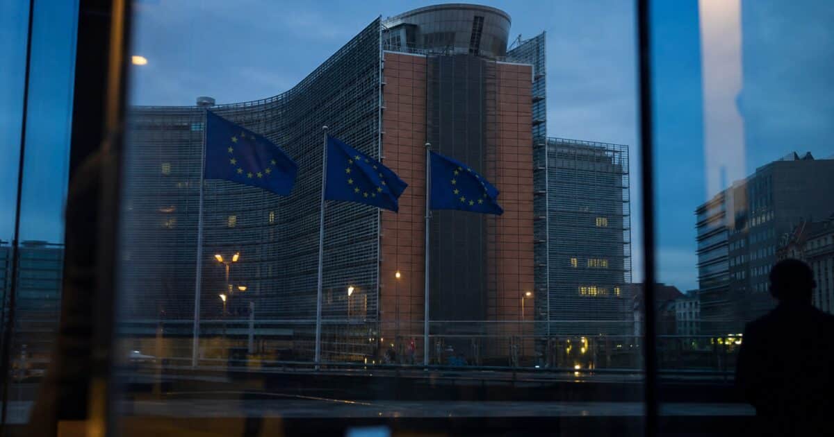 EU Eyes MiCA Overhaul as MEPs Push to Bring DeFi and NFTs Under Brussels Rules
