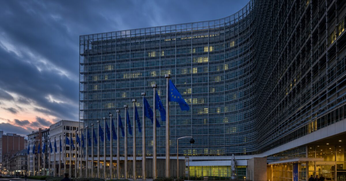 European Parliament Backs Digital Euro but Promises Cash Stays