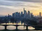 Eurozone Bond Yields Hit 3-Month Low as ECB Faces Slowdown Pressure