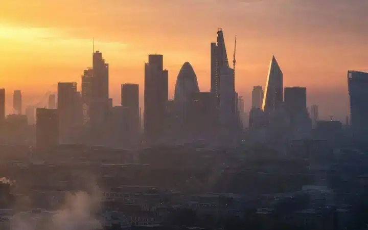 FCA Pulls Over 1,000 Car Finance Ads as 28,000 Consumers Exit Contracts Free