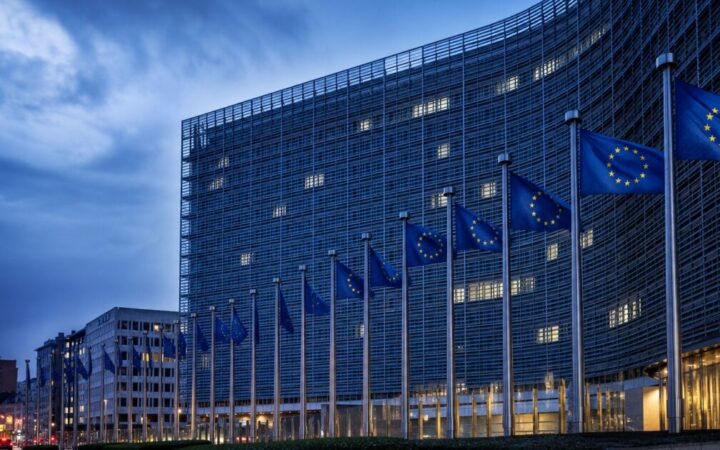Lagarde Bloque l'Agrément MiCA de Binance en Grèce, l'Avenir Européen de la Plateforme en Suspens
