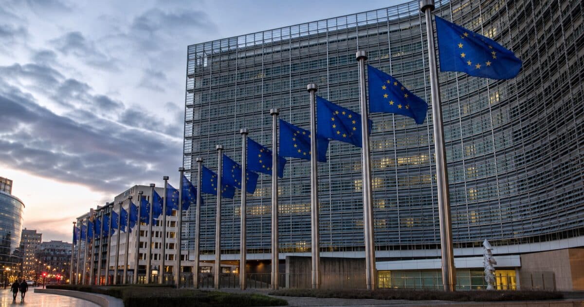 Crypto Investors in France Face July 1 Deadline Amid MiCA Compliance Push