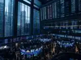 Spot Bitcoin ETF Flows Reveal Institutional Positioning Trends