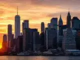 Spot HYPE ETFs Hit $900M in Volume as BHYP and THYP Dominate Early Trading