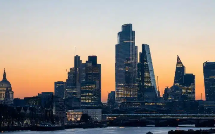 24-Hour Stock Trading Talks Put Nasdaq, Cboe, and LSE at a Crossroads