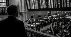 Bitcoin ETF Flows Underpin Institutional Positioning at Current Levels