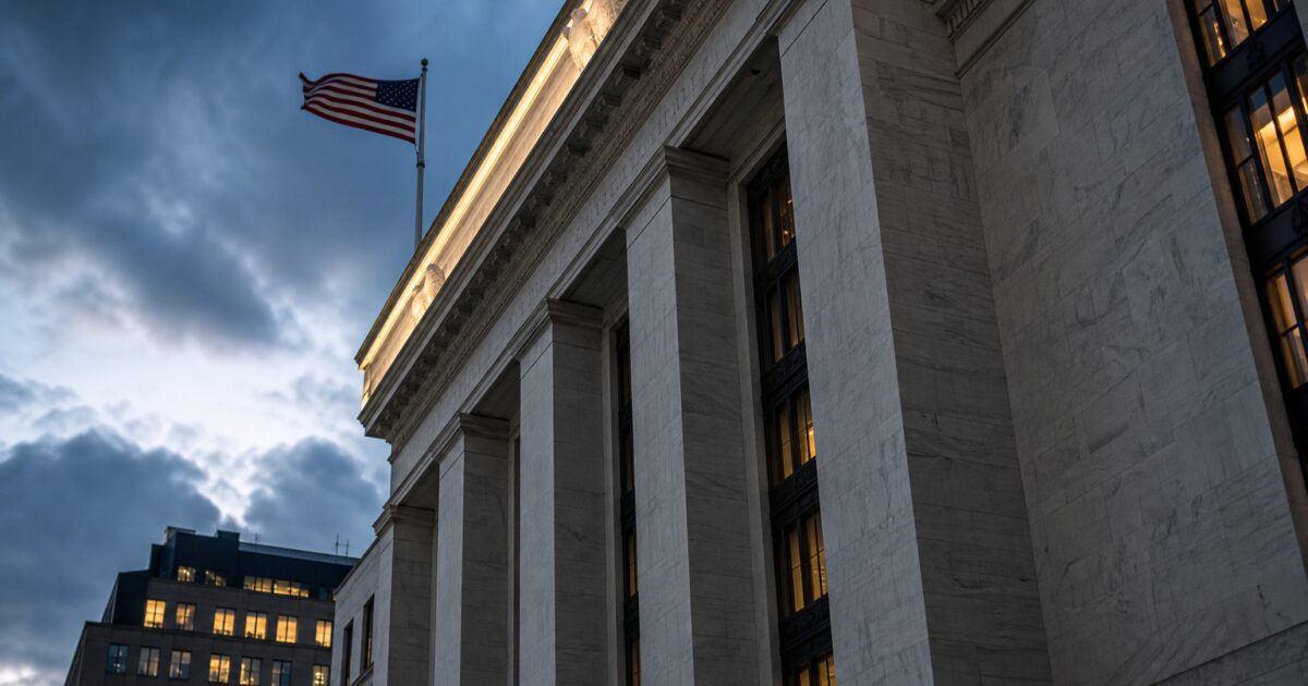 Bitcoin ETF Outflows Hit Record Highs as Fed Uncertainty Rattles Institutional Investors