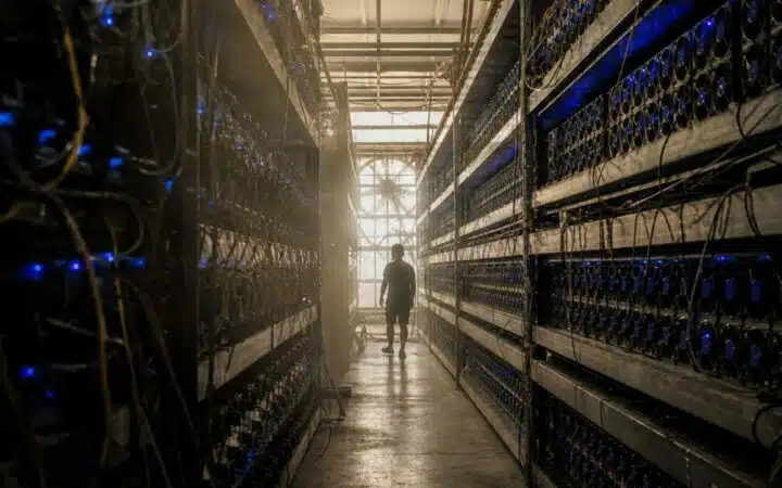 Bitcoin ETFs Pull In $197 Million, Snapping Eight Weeks of Straight Outflows