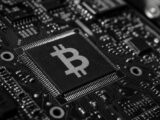 Ethereum Drops Twice as Hard as Bitcoin While HYPE Loses 10%