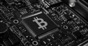 Ethereum Drops Twice as Hard as Bitcoin While HYPE Loses 10%