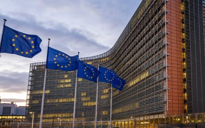 EU Parliament Pushes DeFi and Staking Into MiCA's Regulatory Crosshairs