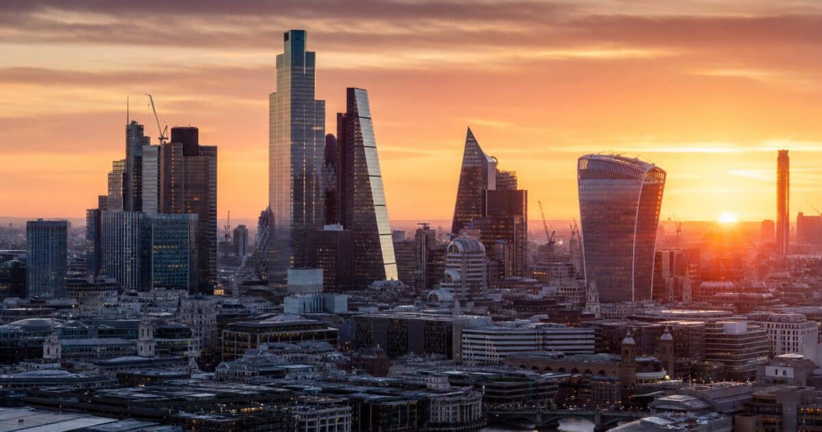 FCA and Police Arrest 4 People in UK Fraud and Money Laundering Crackdown
