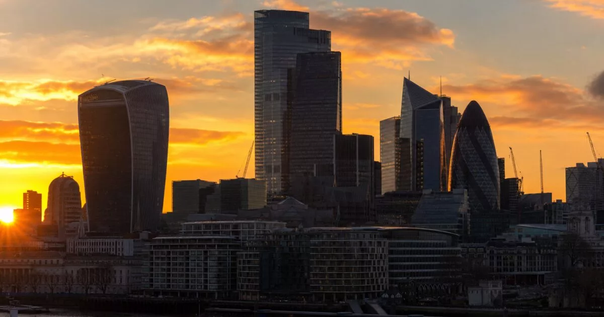 FCA Charges Solicitor Richard Bloomfield with 5 Counts of Insider Dealing in Seraphine Group Case