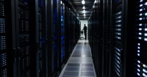 Hyperliquid Holds Near $59.5 as Chainlink, Shiba Inu, and Stellar Flash Mixed Signals
