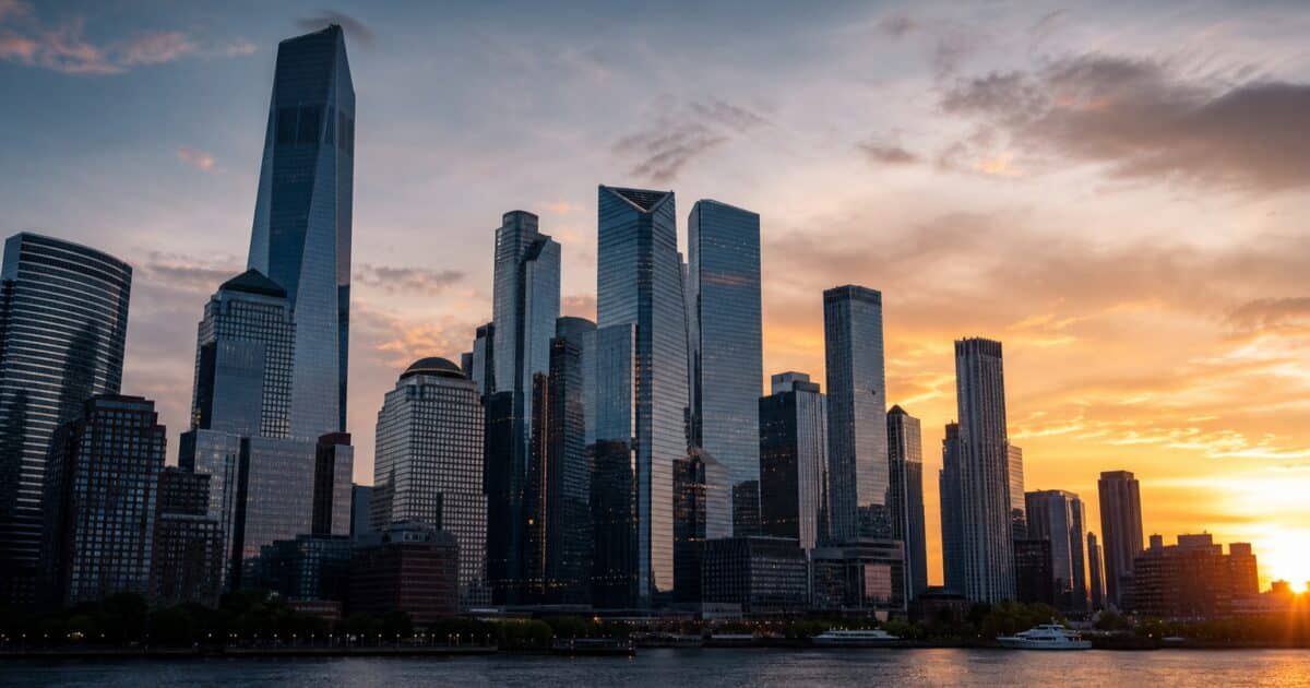 JPMorgan and Goldman Sachs Push 5 Banks to $49 Billion Quarter as Blockchain Race Heats Up