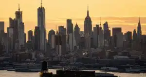 JPMorgan Bets on AI-Managed Crypto ETFs as Wall Street Circles the Sector