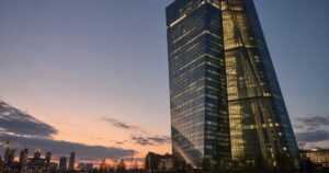 Kraken Réclame 22 Millions à Mazars Après un Audit Abandonné au Pire Moment