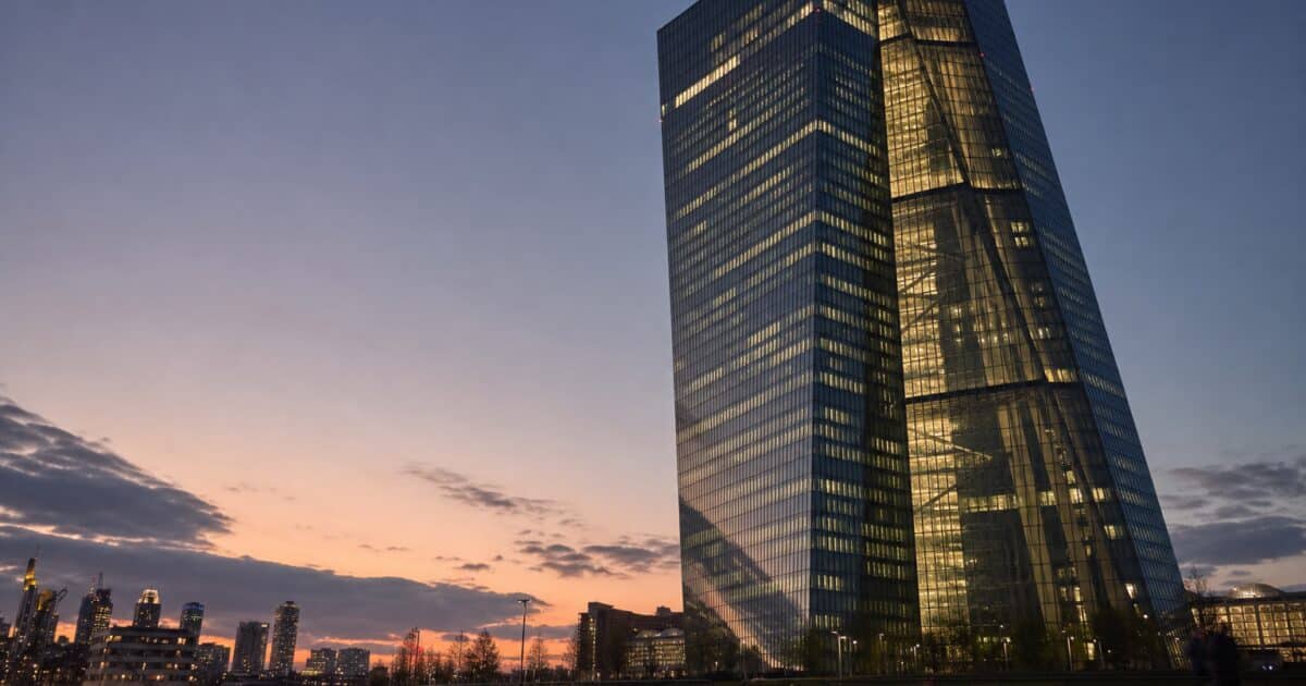 Kraken Réclame 22 Millions à Mazars Après un Audit Abandonné au Pire Moment