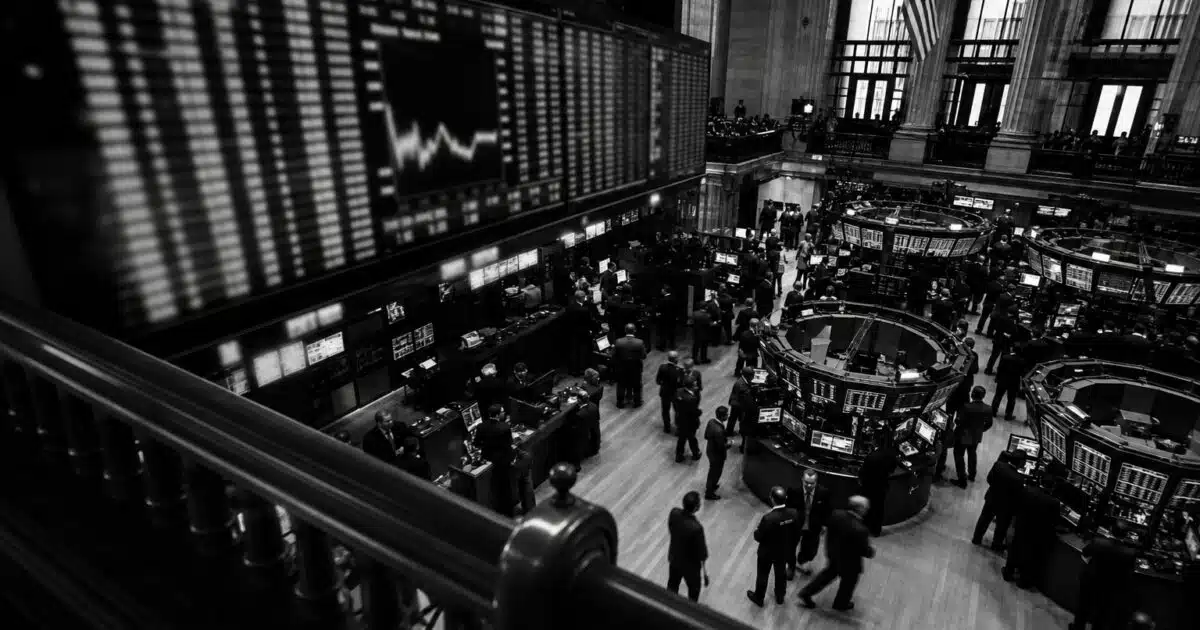 Le record des ETF XRP à 1,5 milliard de dollars cache une fracture inquiétante entre institutionnels et