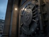 Macro Caution Weighs on Bitcoin as Ethereum Defies Trend