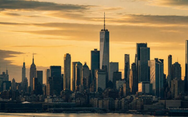 Macro Stability Keeps Crypto Trading in Tight Range