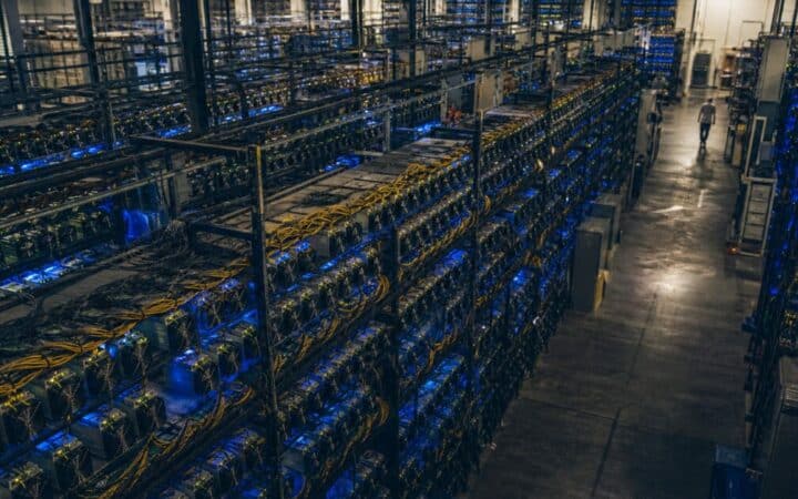 Michael Saylor Pushes Back on BIP 110 Over Bitcoin Censorship Risk