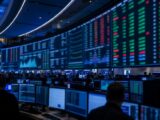 Robinhood's $26 Billion Crypto Volume Drop Puts Bitstamp Deal Under Pressure