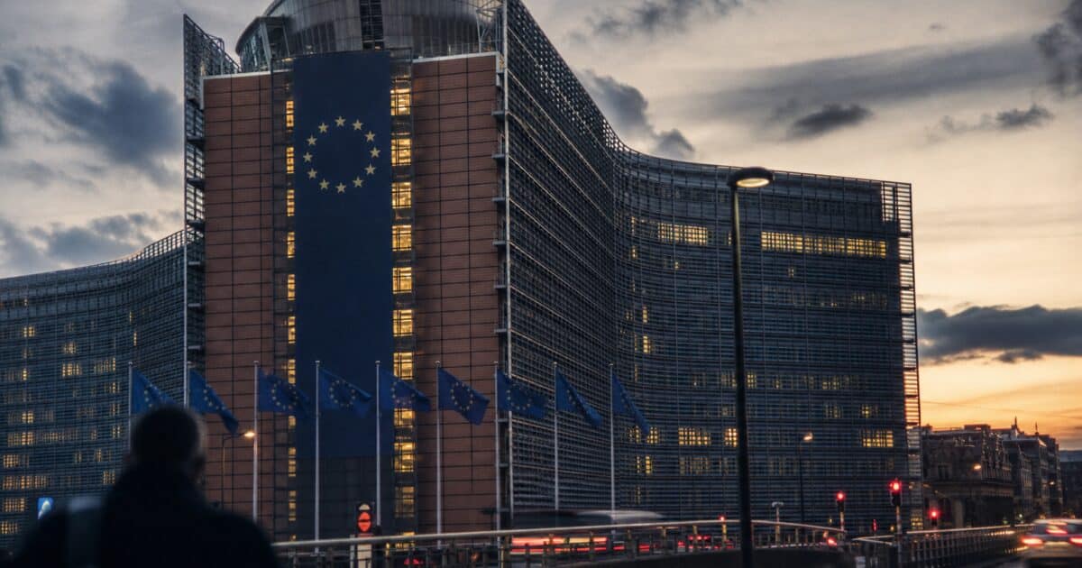 Standard Chartered Joins 56 Other Firms in ESMA's First MiCA Registry