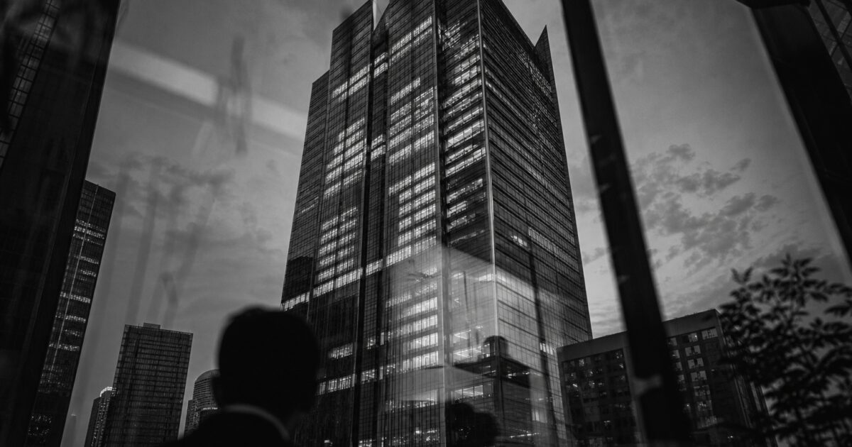 Strategy Overhaul Puts MSTR Buybacks and Bitcoin Sales on the Table