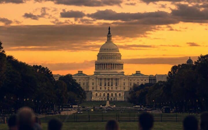 Trump Backs CLARITY Act Ethics Clause, Pushing Crypto Bill Toward Senate Floor