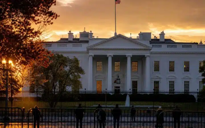 Trump's $1.4 Billion Crypto Haul Puts White House Conflict Rules Under Fire