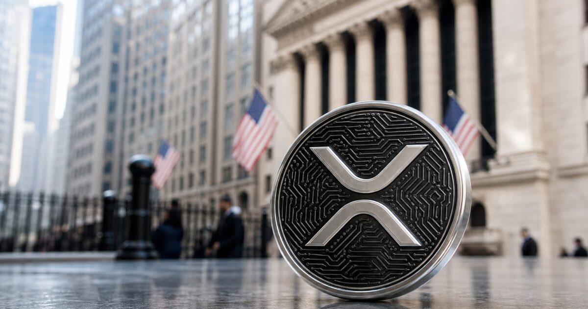 XRP Slides Toward $0.92 as Whale-Retail Gap Hits -24.4 Score