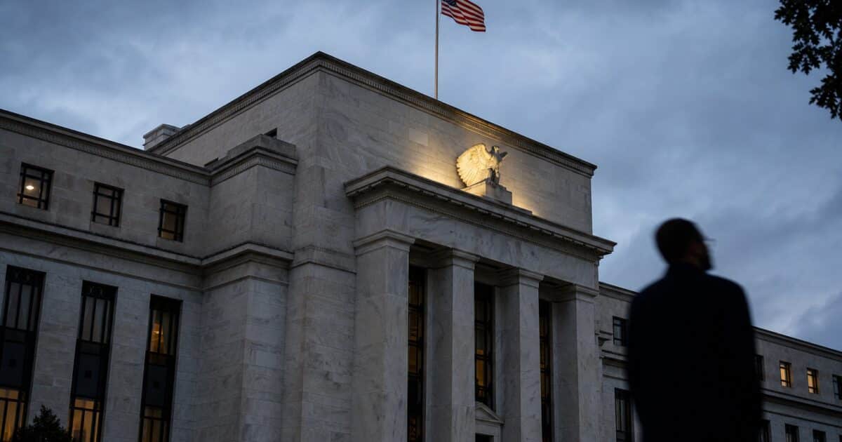 XRP's $2.43 Billion Derivatives Overhang Dwarfs Spot Market Ahead of Fed