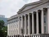 Yield-Bearing Stablecoin Supply Drops 15% in Q2 as Treasury-Backed BUIDL and USDY Gain Ground
