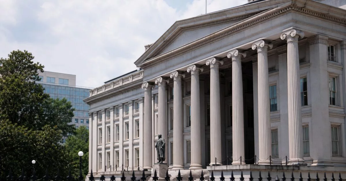 Yield-Bearing Stablecoin Supply Drops 15% in Q2 as Treasury-Backed BUIDL and USDY Gain Ground
