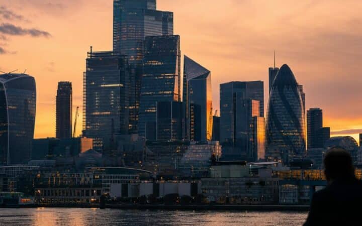 Adyen Lifts 2026 Target as €804 Billion Volume Push Strains Margins